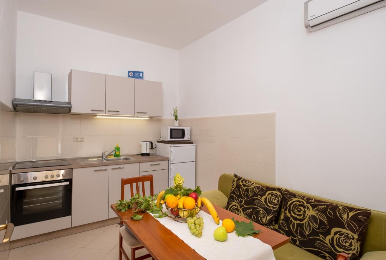 Studio Apartment Brigita Mlini Eksteriør bilde
